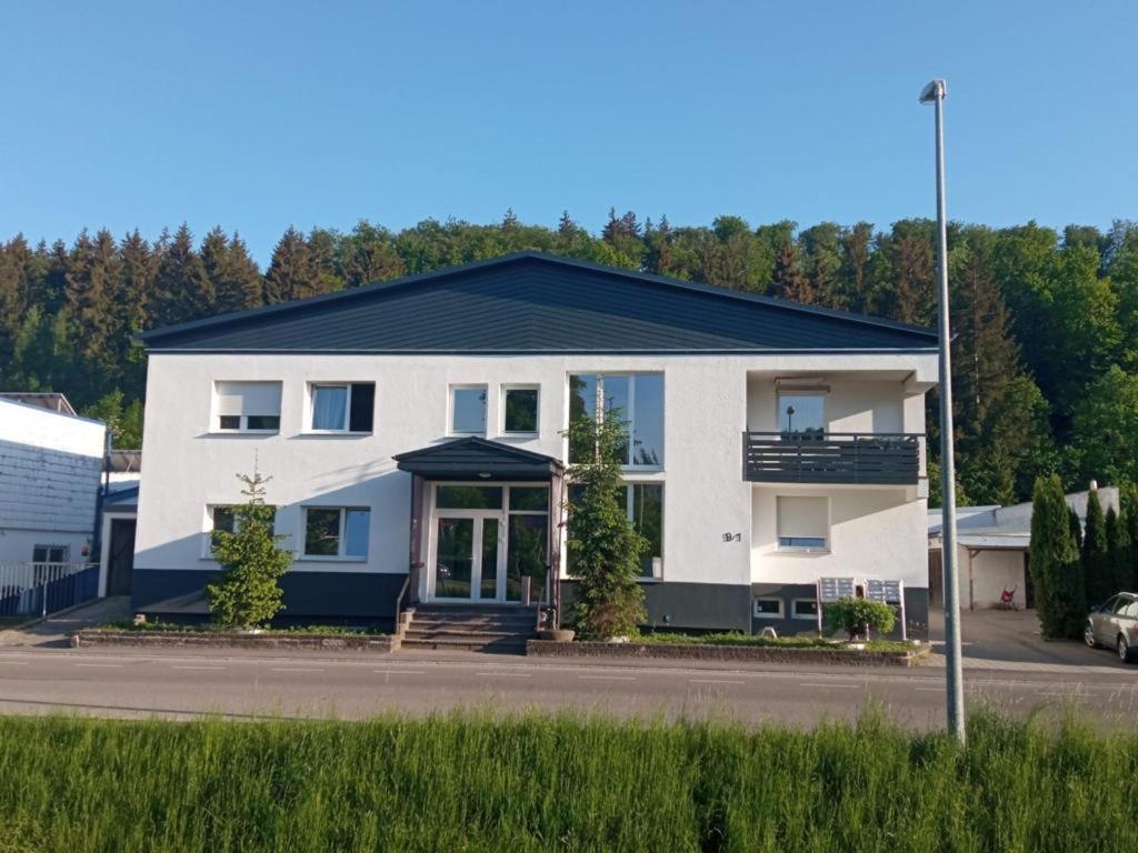 Heidenheimer Zimmer Heidenheim an der Brenz Exterior foto